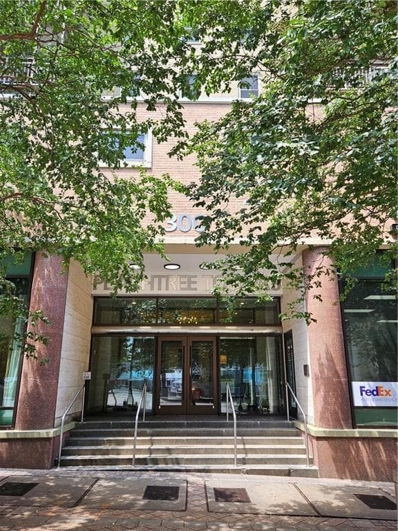 300 Peachtree Street 18L, Atlanta, GA 30308 — most recent listing photo