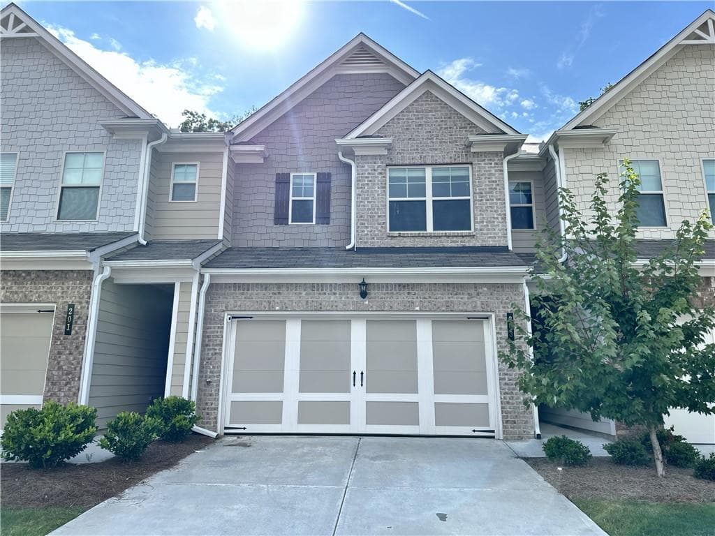 3 bedroom, 3 bathroom, 1,918 sq ft townhouse sold at 203 Yellowwood Way, Woodstock, GA 30188