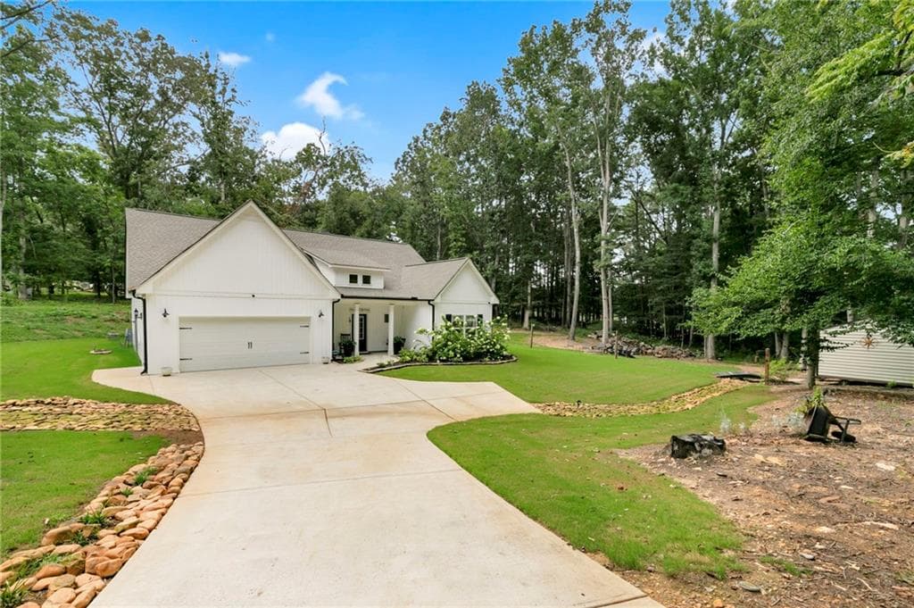3 bedroom, 2 bathroom, 1,893 sq ft single family residence sold at 453 Mulberry Rock Road, Temple, GA 30179