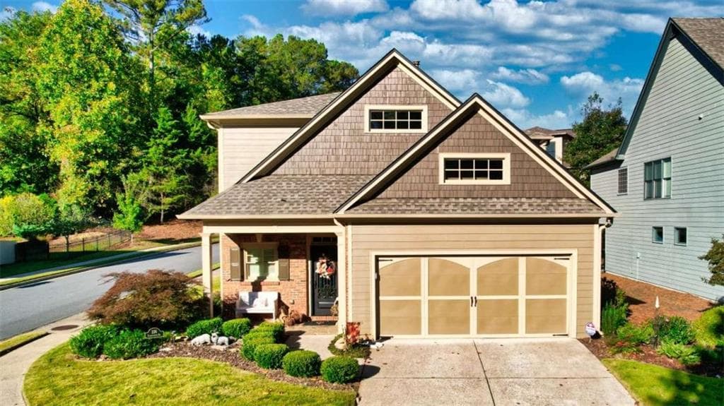 3 bedroom, 4 bathroom, 2,620 sq ft single family residence sold at 226 Cornerstone Drive, Woodstock, GA 30188