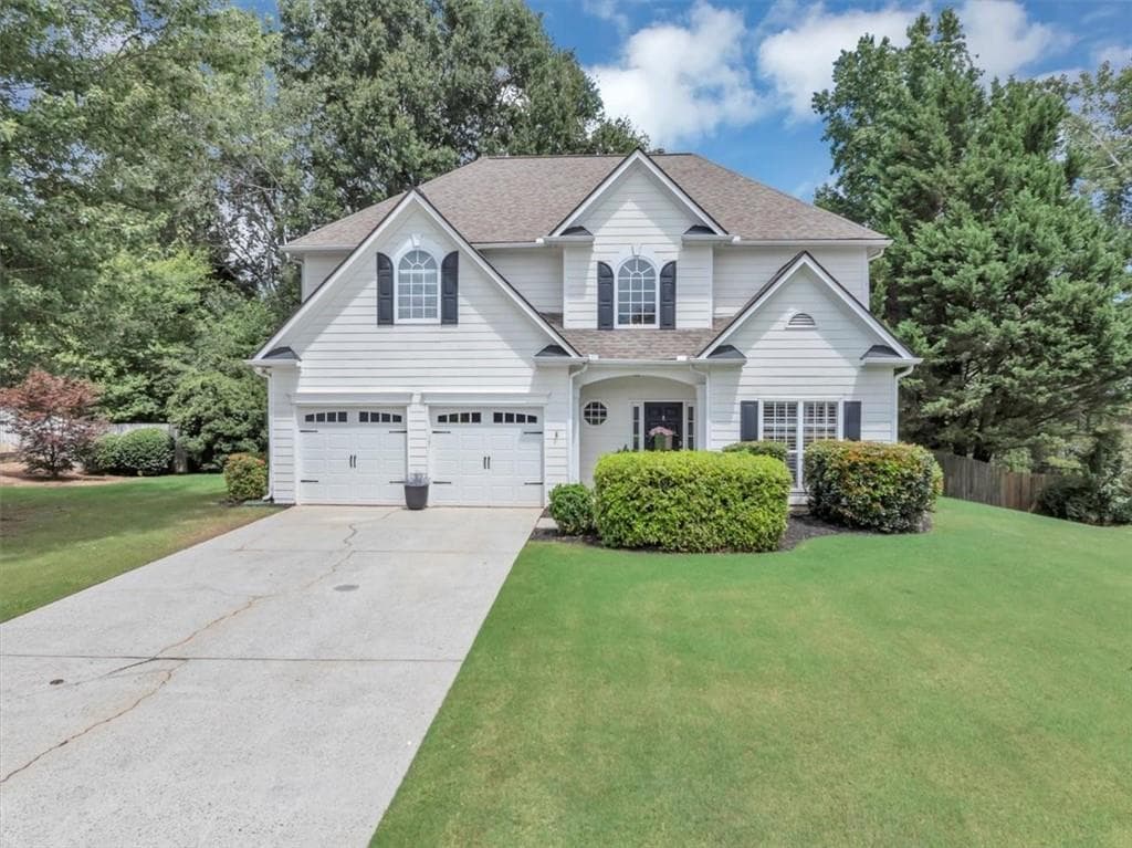 3 bedroom, 3 bathroom, 2,308 sq ft single family residence sold at 5590 Kennemore Drive, Alpharetta, GA 30004