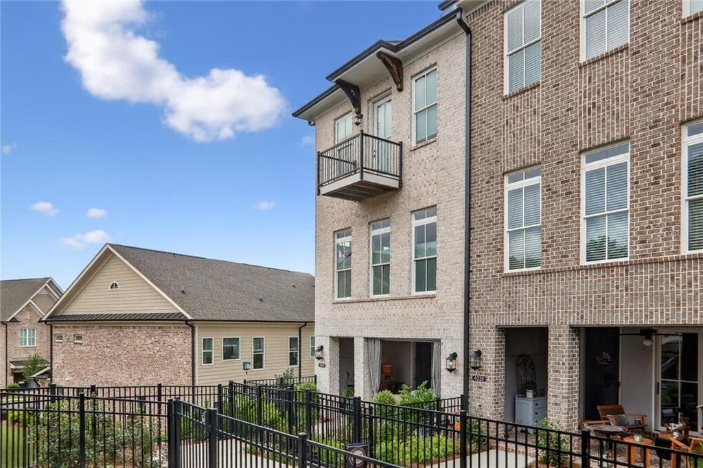 4048 Blandford Street, Peachtree Corners, GA 30092 — most recent listing photo