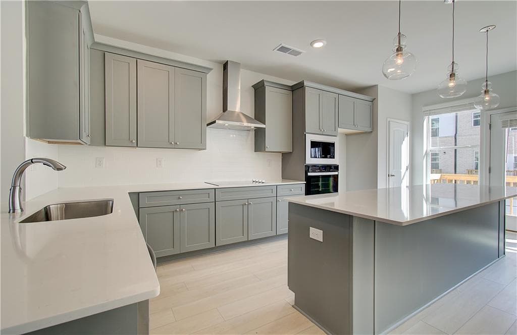 4 bedroom, 4 bathroom, 1,897 sq ft townhouse under contract at 107 Daybreak Lane, Newnan, GA 30265 — photo 10