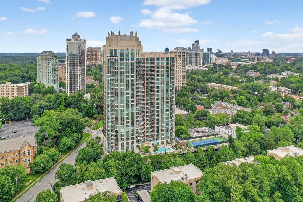 2795 Peachtree Road 1801, Atlanta, GA 30305 — most recent listing photo