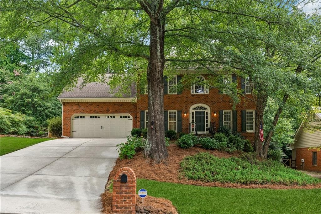 2905 Arborwoods Drive, Alpharetta, GA 30022 — most recent listing photo