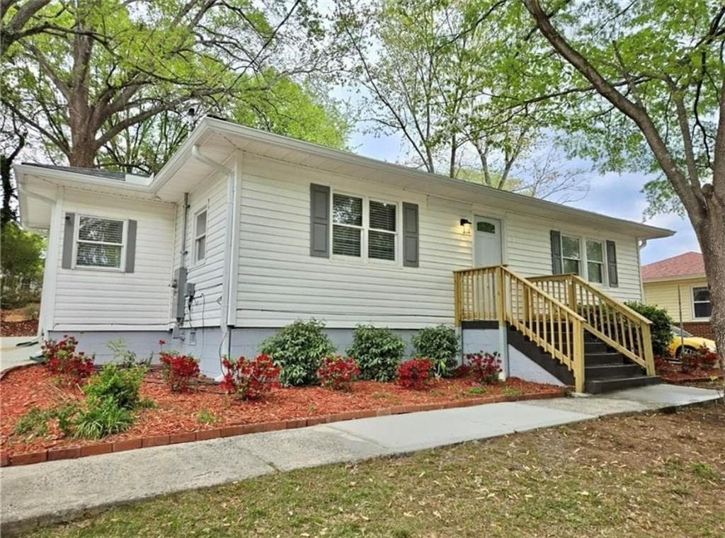 2495 GLENDALE Circle, Smyrna, GA 30080 — most recent listing photo