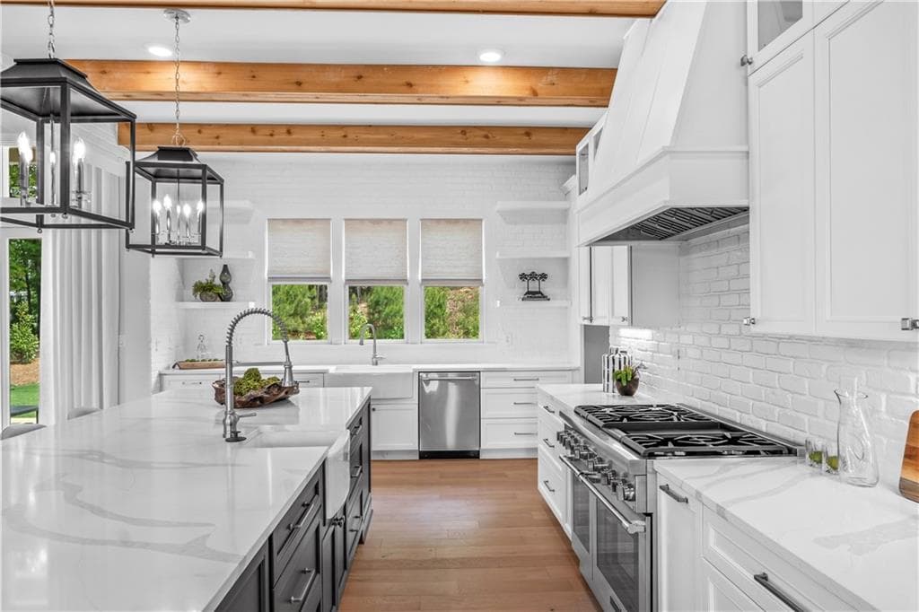 5 bedroom, 5 bathroom, 5,054 sq ft single family residence for sale at 1013 Crossroads Trail, Milton, GA 30004 — photo 3