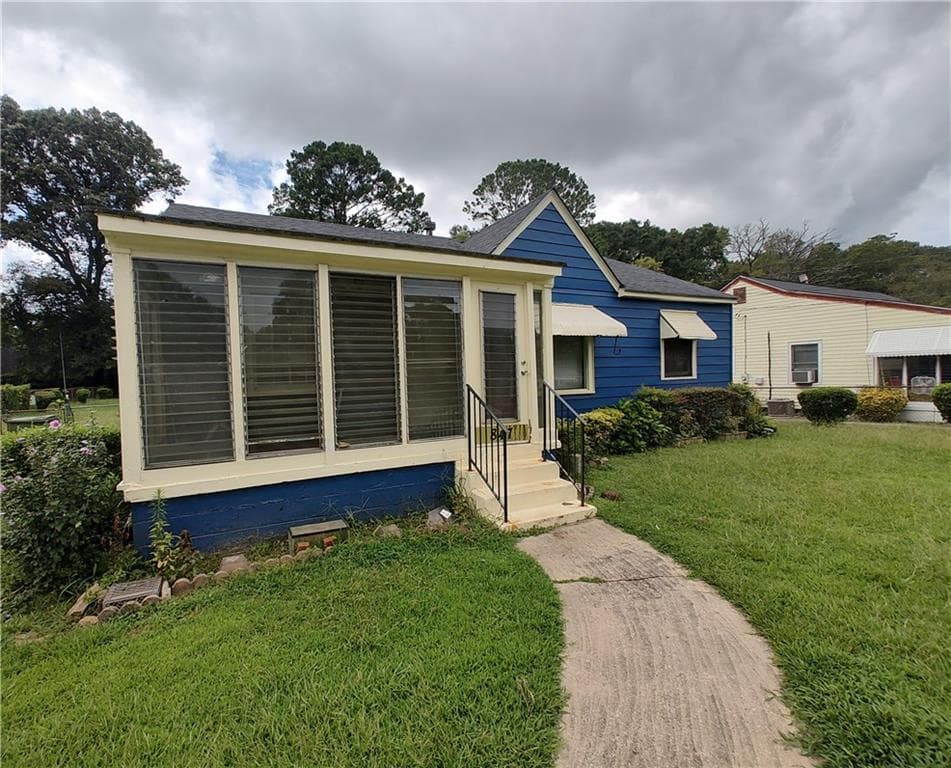 3 bedroom, 1 bathroom, 1,014 sq ft single family residence sold at 847 Midway Street, Atlanta, GA 30315