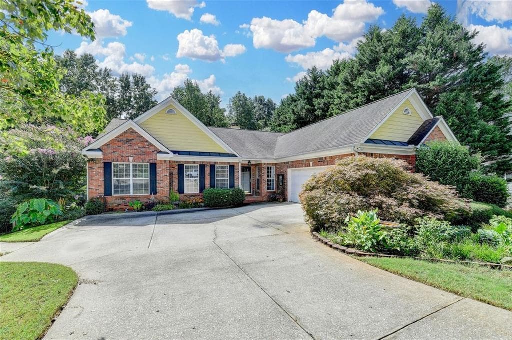 6307 Bluegrass Lane, Flowery Branch, GA 30542 — most recent listing photo