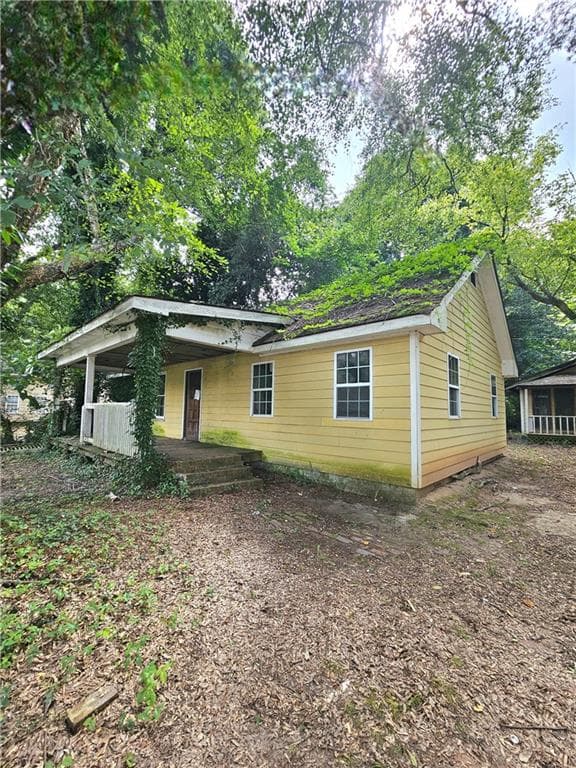 106 Pharr Avenue, Jonesboro, GA 30236 — most recent listing photo
