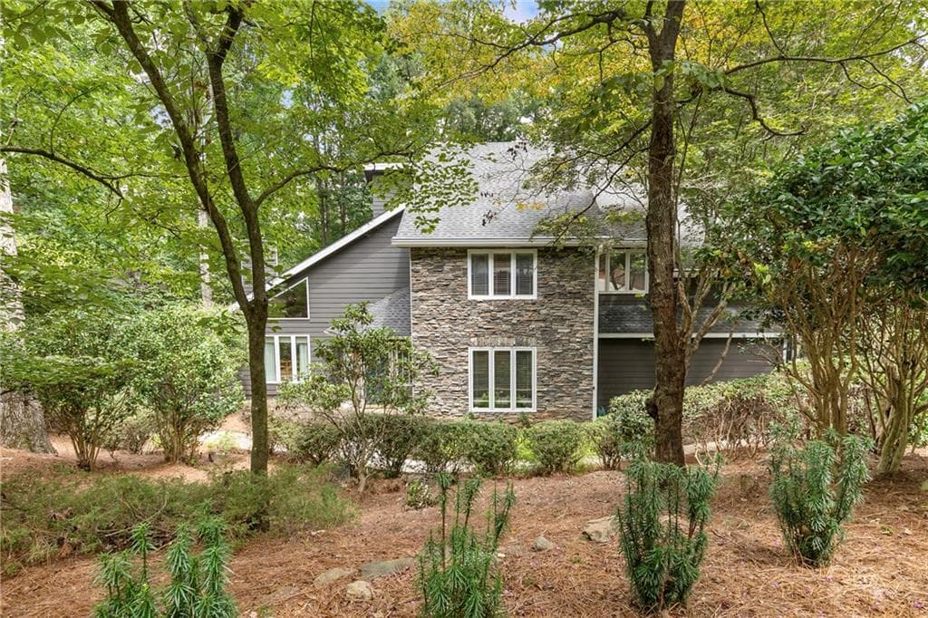 585 S Shore Place, Roswell, GA 30076 — most recent listing photo