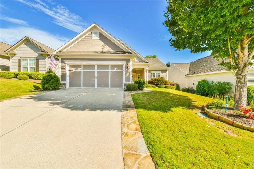 2 bedroom, 2 bathroom, 1,852 sq ft single family residence sold at 6824 Bayberry Ridge, Hoschton, GA 30548