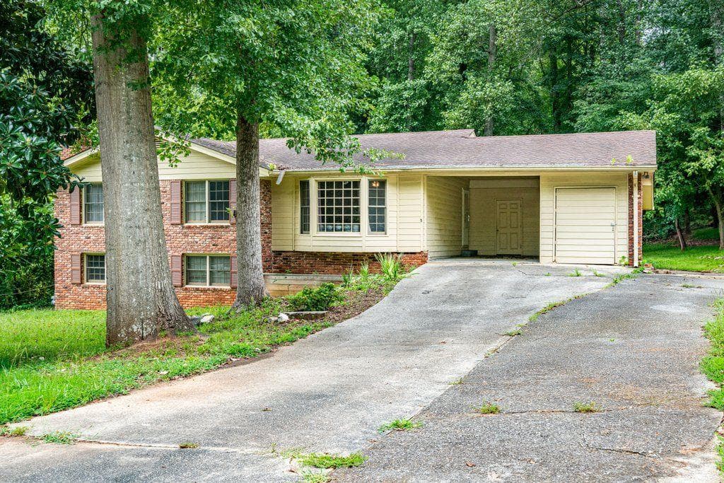 3 bedroom, 3 bathroom, 1,432 sq ft single family residence sold at 1768 Rustic Drive, Marietta, GA 30008