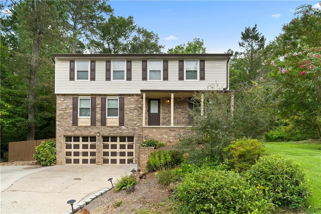 4 bedroom, 4 bathroom, 2,342 sq ft single family residence sold at 4562 N Landing Way, Marietta, GA 30066