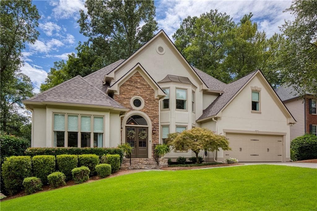2080 Hembree Grove Drive, Roswell, GA 30076 — most recent listing photo