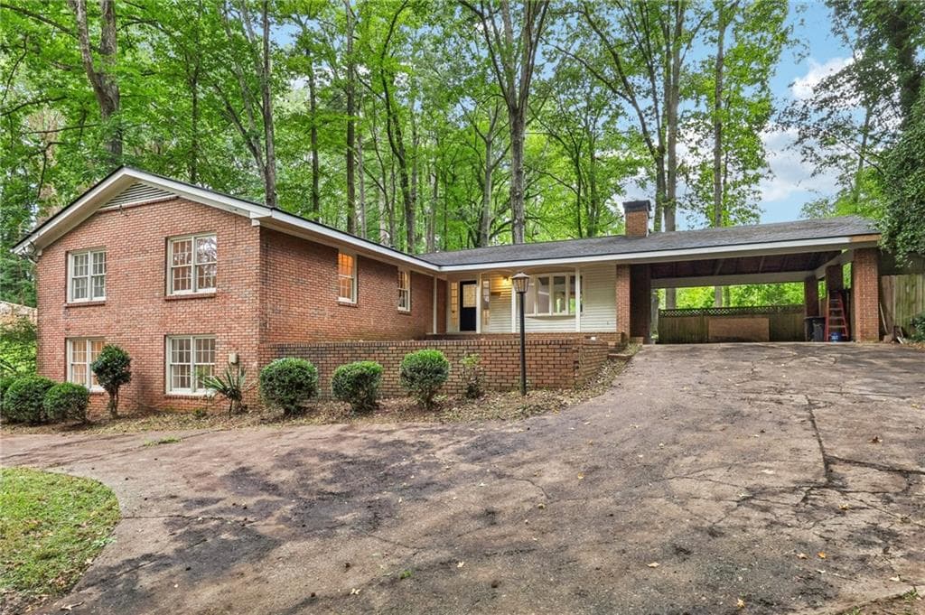 5 bedroom, 3 bathroom, 2,022 sq ft single family residence sold at 2279 Lyle Road, Atlanta, GA 30337