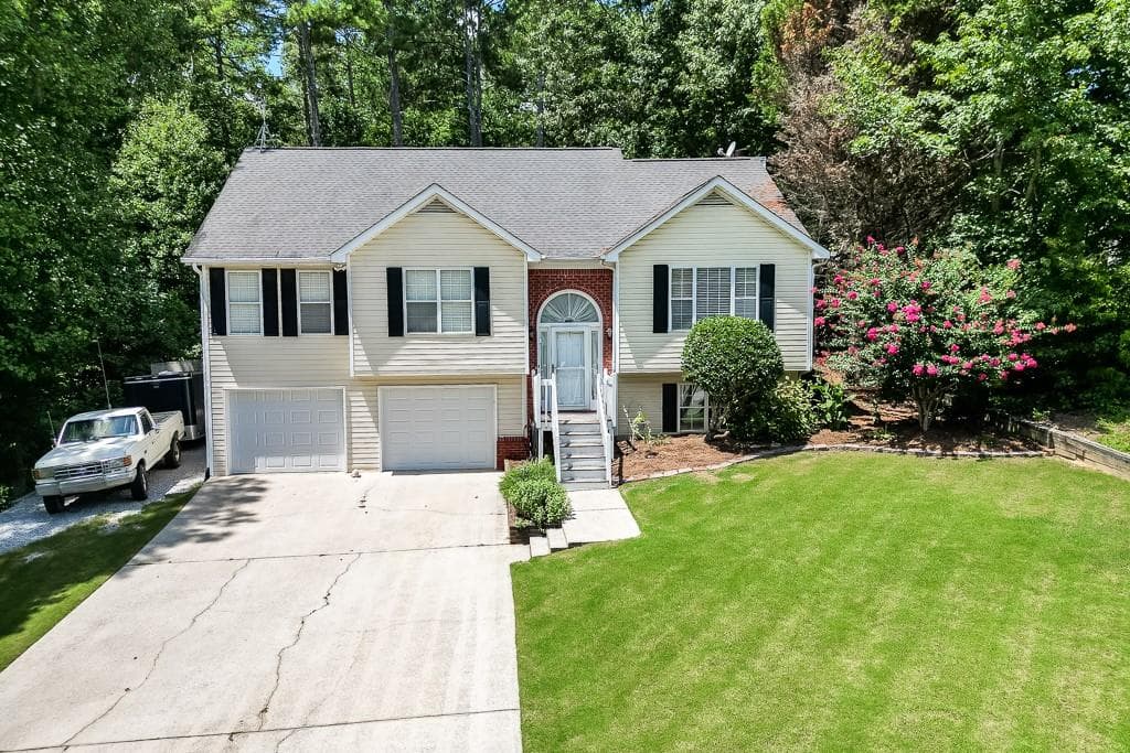 3980 Piper Glen Drive, Buford, GA 30519 — most recent listing photo