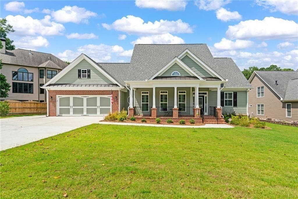 4 bedroom, 3 bathroom single family residence sold at 4711 W Lakeshore Drive, Acworth, GA 30101
