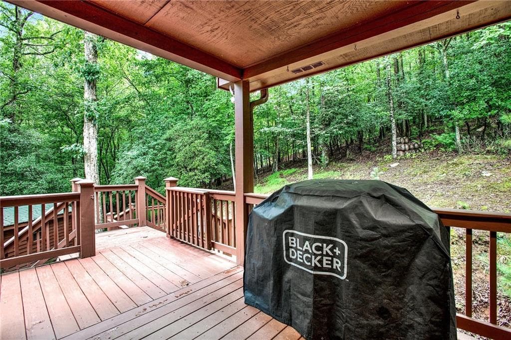 3 bedroom, 3 bathroom, 2,280 sq ft single family residence for sale at 1122 Beaver Lake Drive, Ellijay, GA 30540 — photo 6
