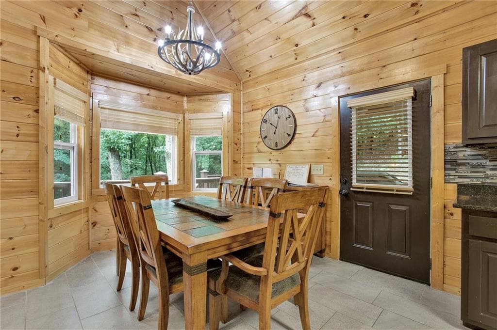 3 bedroom, 3 bathroom, 2,280 sq ft single family residence for sale at 1122 Beaver Lake Drive, Ellijay, GA 30540 — photo 8