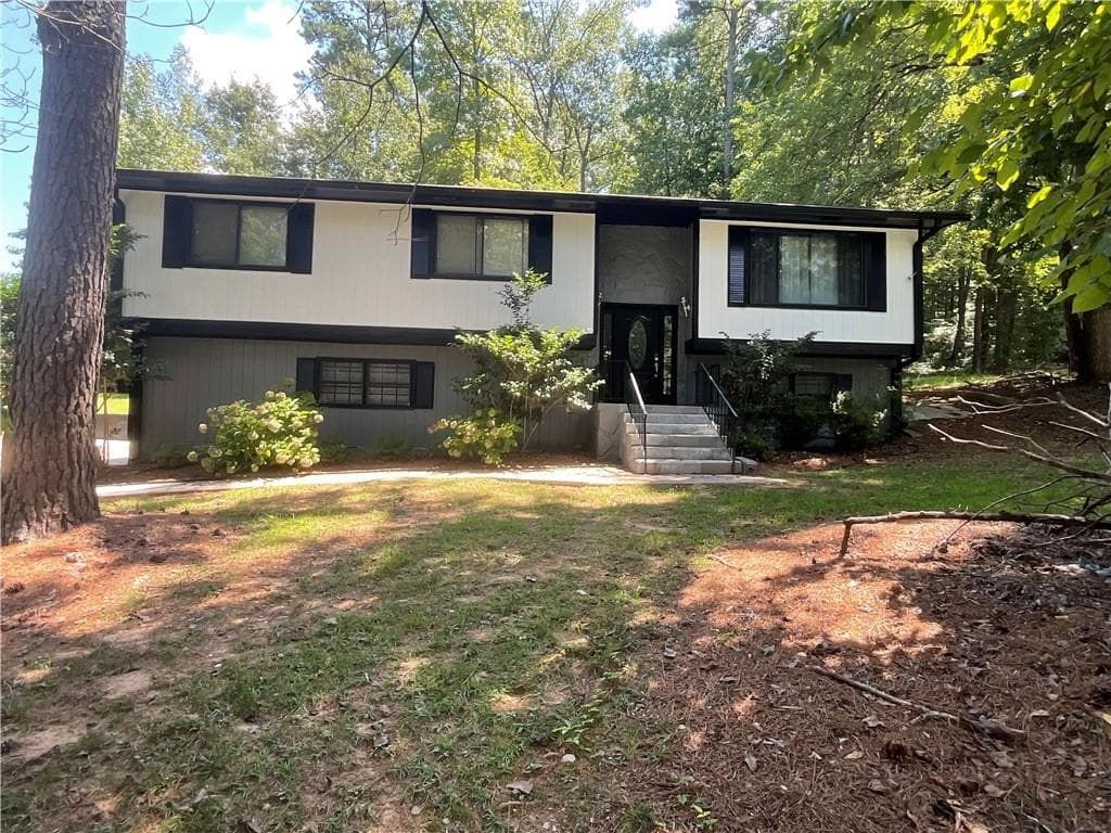 5 bedroom, 4 bathroom, 1,832 sq ft single family residence sold at 3630 High Point Lane, Atlanta, GA 30331