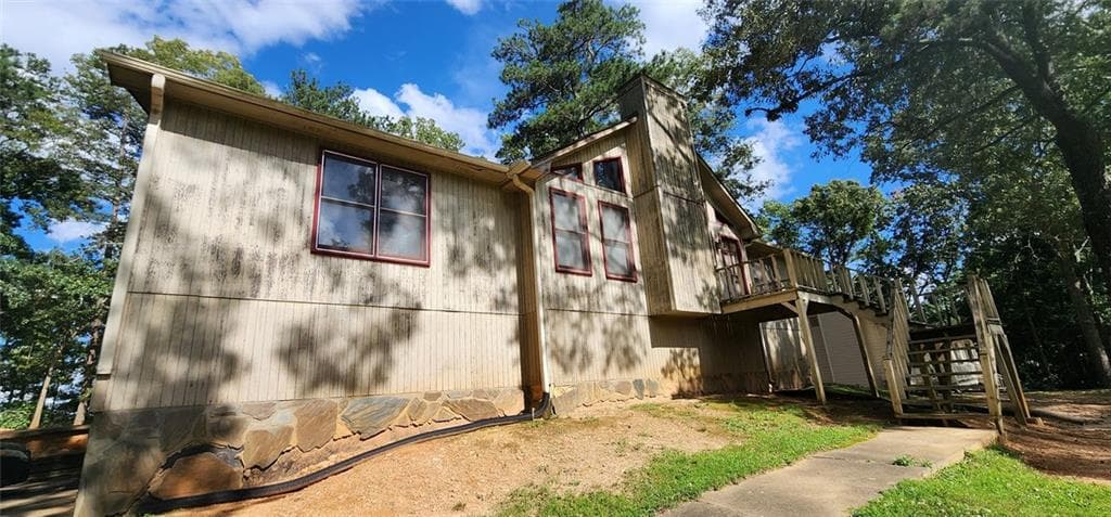 3 bedroom, 2 bathroom, 1,504 sq ft single family residence sold at 295 Lori Lane, Canton, GA 30114