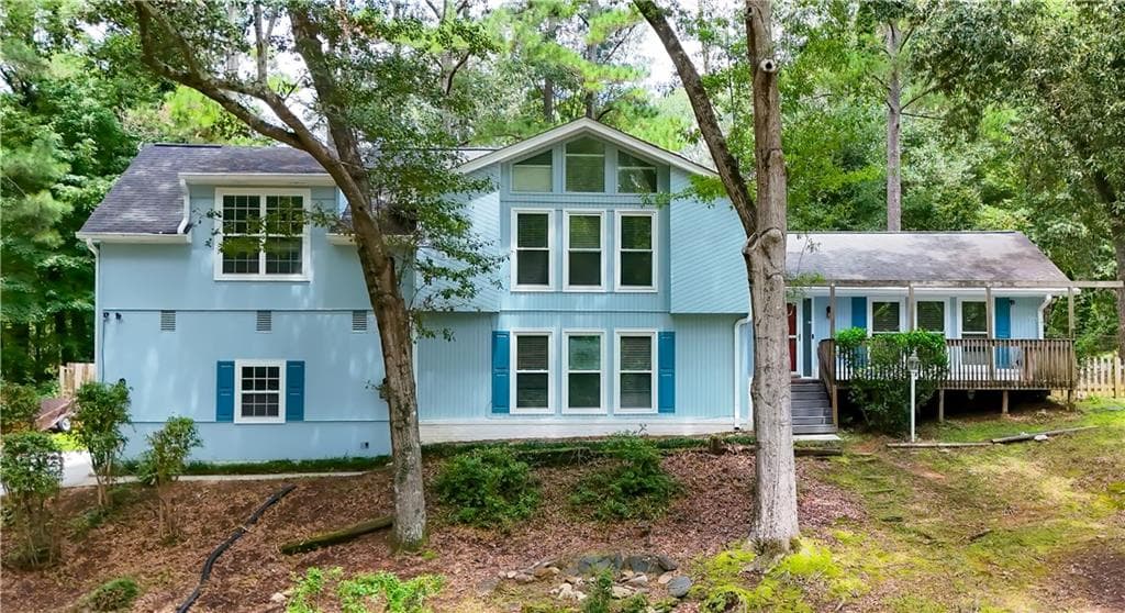 5 bedroom, 3 bathroom, 3,109 sq ft single family residence under contract at 3233 River Oak Place, Lawrenceville, GA 30044
