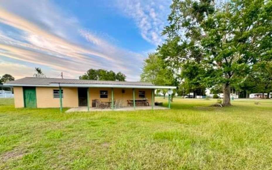 2 bathroom, 960 sq ft single family residence sold at 40 County Road 498, Centre, AL 35960