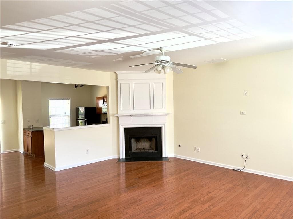 3 bedroom, 3 bathroom, 1,386 sq ft townhouse for sale at 1035 Prestwyck Court, Alpharetta, GA 30004 — photo 6