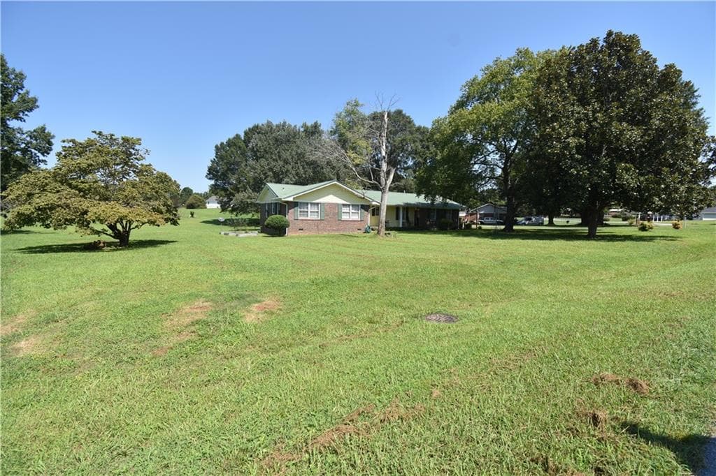 605 Gates Drive, Rockmart, GA 30153 — most recent listing photo