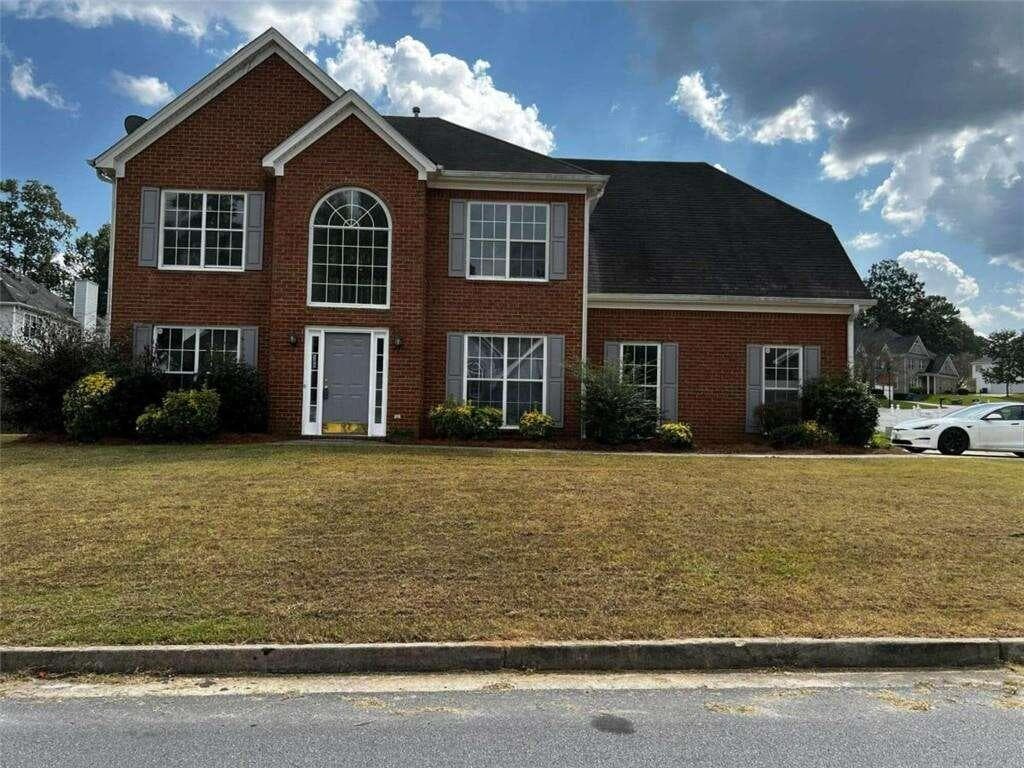 4 bedroom, 3 bathroom, 1,978 sq ft single family residence sold at 500 Kings Place, Riverdale, GA 30296