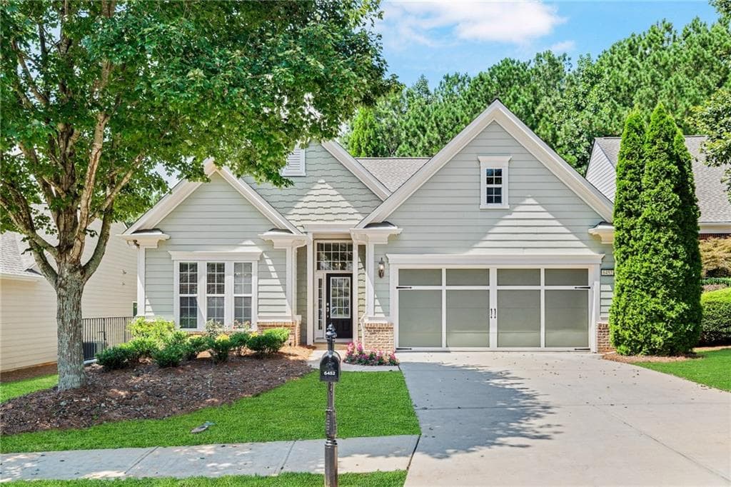 3 bedroom, 3 bathroom, 2,694 sq ft single family residence sold at 6452 Autumn Crest Lane, Hoschton, GA 30548