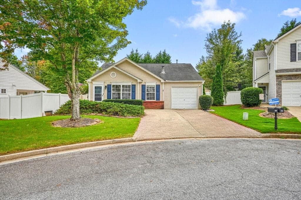 517 Oakleaf Court, Acworth, GA 30102 — most recent listing photo