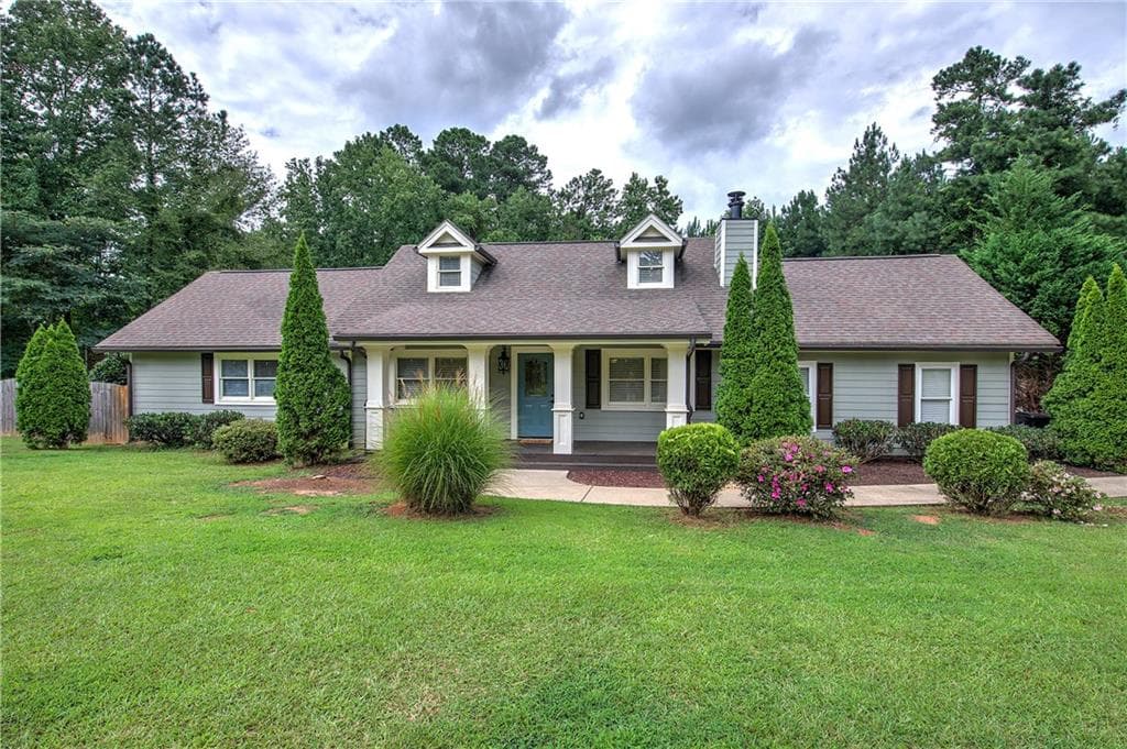4 bedroom, 3 bathroom, 2,368 sq ft single family residence sold at 3093 Loring Road, Kennesaw, GA 30152