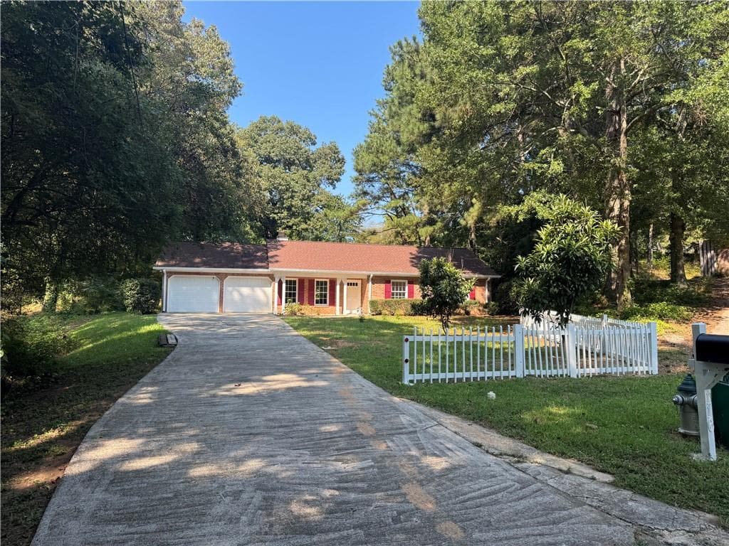 3 bedroom, 2 bathroom, 1,268 sq ft single family residence sold at 116 Woodglen Court, Woodstock, GA 30188
