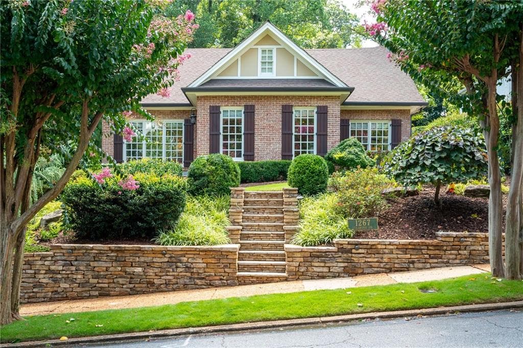 3 bedroom, 3 bathroom, 3,010 sq ft single family residence sold at 1267 Stillwood Drive, Atlanta, GA 30306