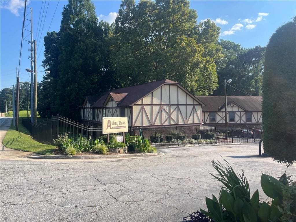 3244 ABBEYWOOD Drive, Decatur, GA 30034 — most recent listing photo