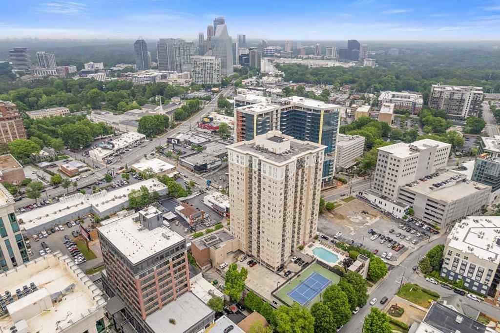 2 bedroom, 2 bathroom, 1,344 sq ft condominium sold at 325 E Paces Ferry Road 2111, Atlanta, GA 30305