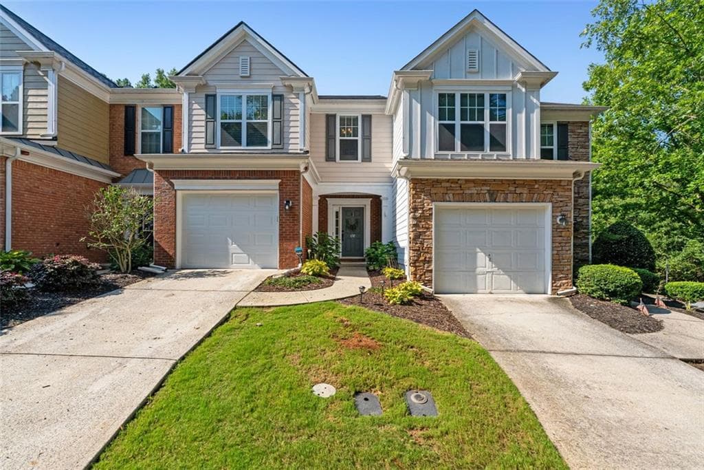 3 bedroom, 3 bathroom, 1,527 sq ft townhouse sold at 137 FINSBURY Lane, Woodstock, GA 30188