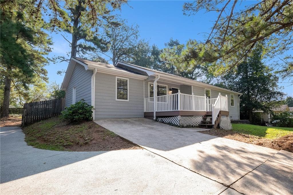 982 Waverly Drive, Lawrenceville, GA 30046 — most recent listing photo