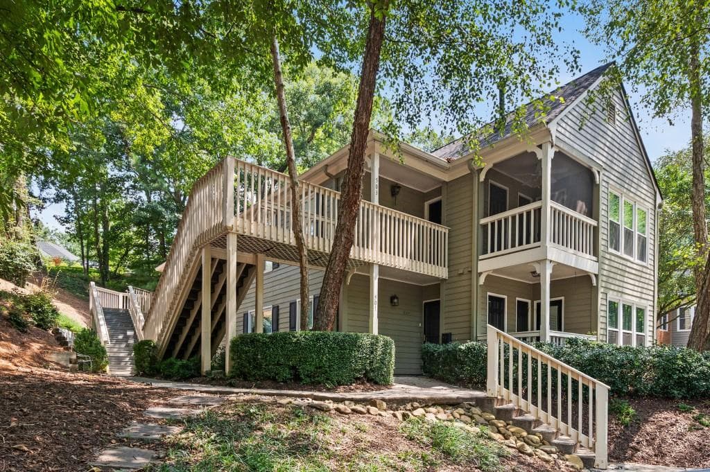 500 Bainbridge Drive, Sandy Springs, GA 30327 — most recent listing photo