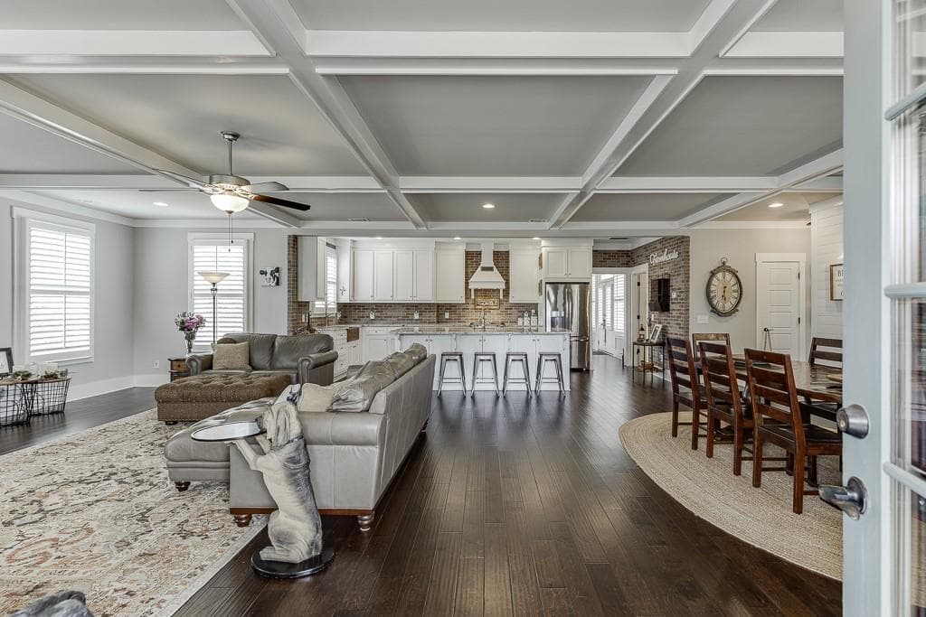 4 bedroom, 5 bathroom, 4,283 sq ft single family residence under contract at 890 Smith Mill Road, Winder, GA 30680 — photo 5