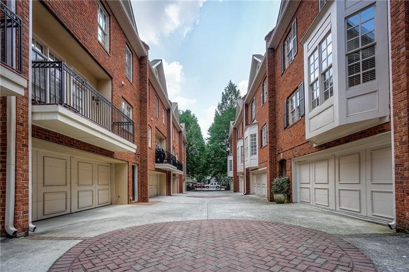 2 bedroom, 3 bathroom, 1,580 sq ft townhouse sold at 774 Piedmont Avenue 11B, Atlanta, GA 30308