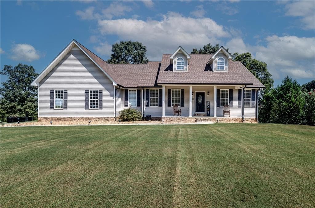 478 Oakland Drive, Calhoun, GA 30701 — most recent listing photo