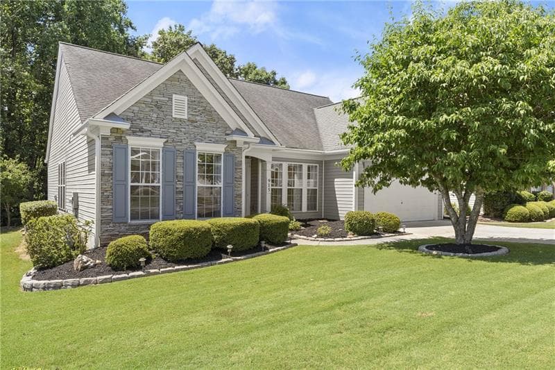 915 Santa Anita Dr, Woodstock, GA 30189 — most recent listing photo