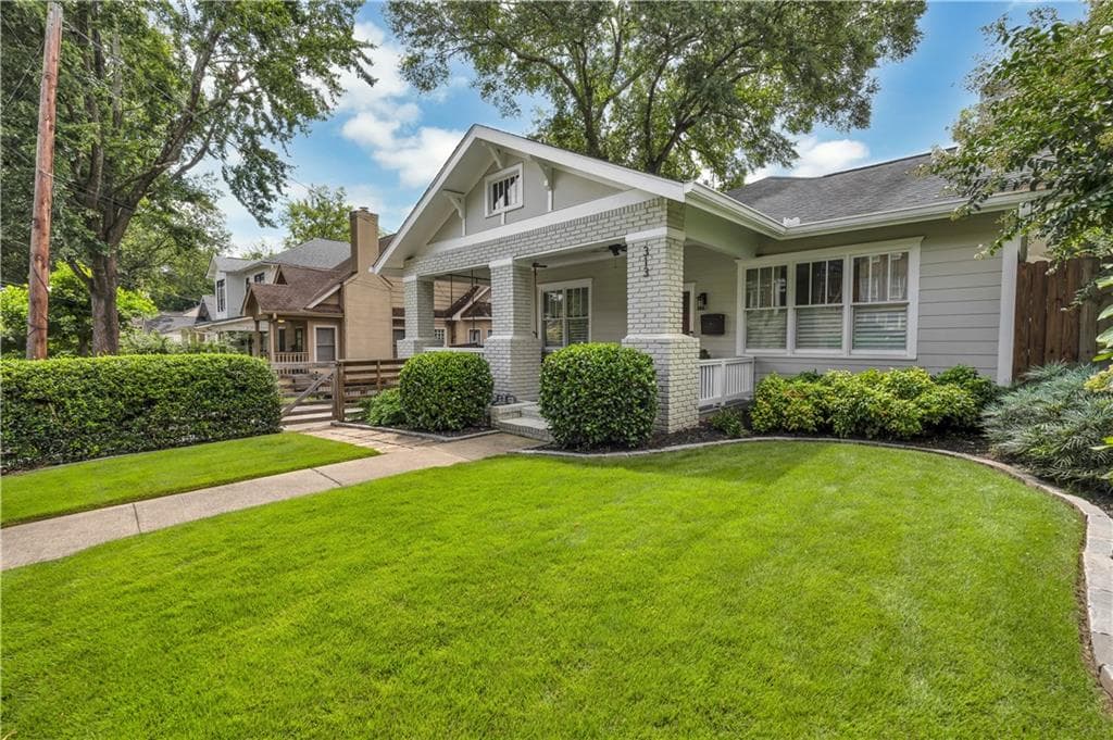 3 bedroom, 3 bathroom, 2,166 sq ft single family residence sold at 313 6th Street, Atlanta, GA 30308