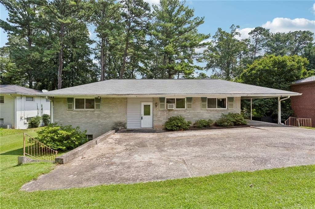 4 bedroom, 2 bathroom, 1,225 sq ft single family residence sold at 1502 N Druid Hills Road, Brookhaven, GA 30319