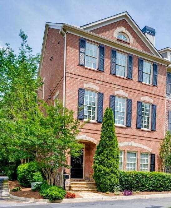 3 bedroom, 4 bathroom, 2,535 sq ft townhouse sold at 572 Parkside Village Way, Marietta, GA 30060