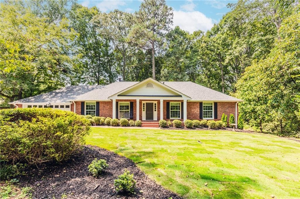 4609 Waterford Court, Dunwoody, GA 30338 — most recent listing photo