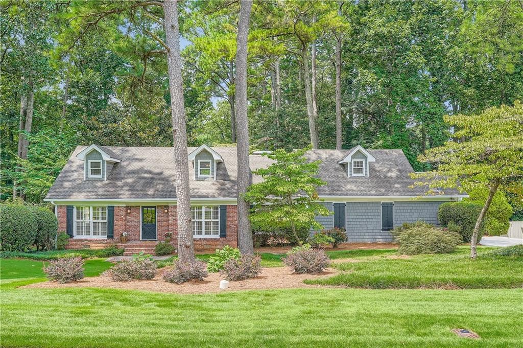 4 bedroom, 3 bathroom, 2,691 sq ft single family residence sold at 2834 Evans Woods Drive, Atlanta, GA 30340